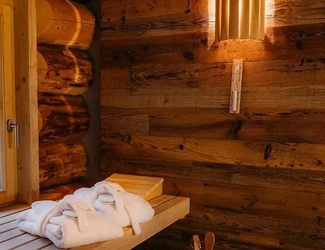Luxus-chalets Laumertal Hotel *