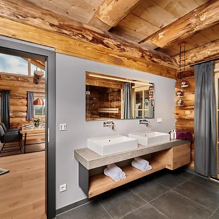 Hotel Luxus-chalets Laumertal *